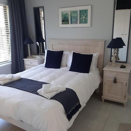 Croeso Guest House Langebaan Exterior foto