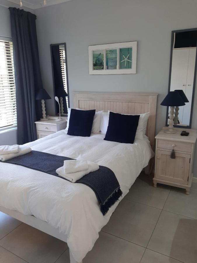 Croeso Guest House Langebaan Exterior foto