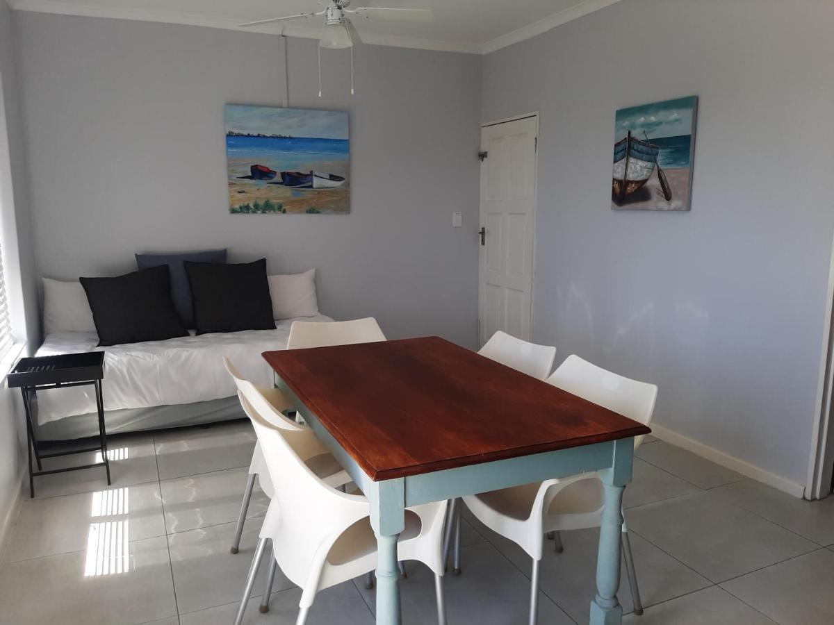 Croeso Guest House Langebaan Exterior foto