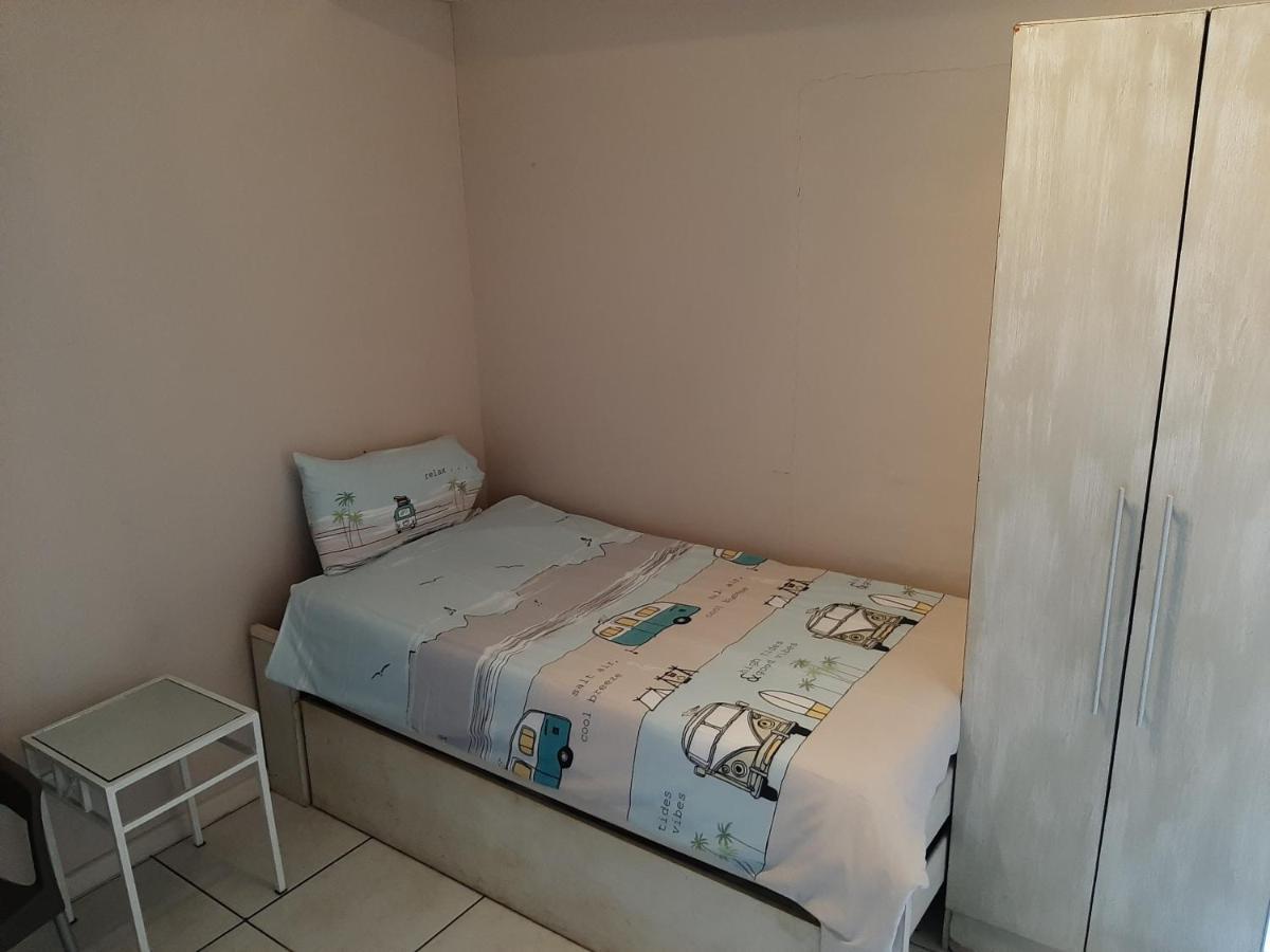 Croeso Guest House Langebaan Exterior foto
