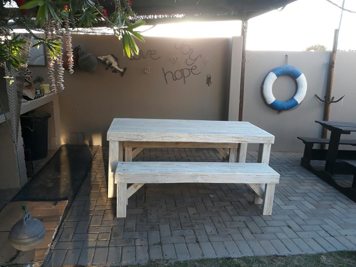 Croeso Guest House Langebaan Exterior foto