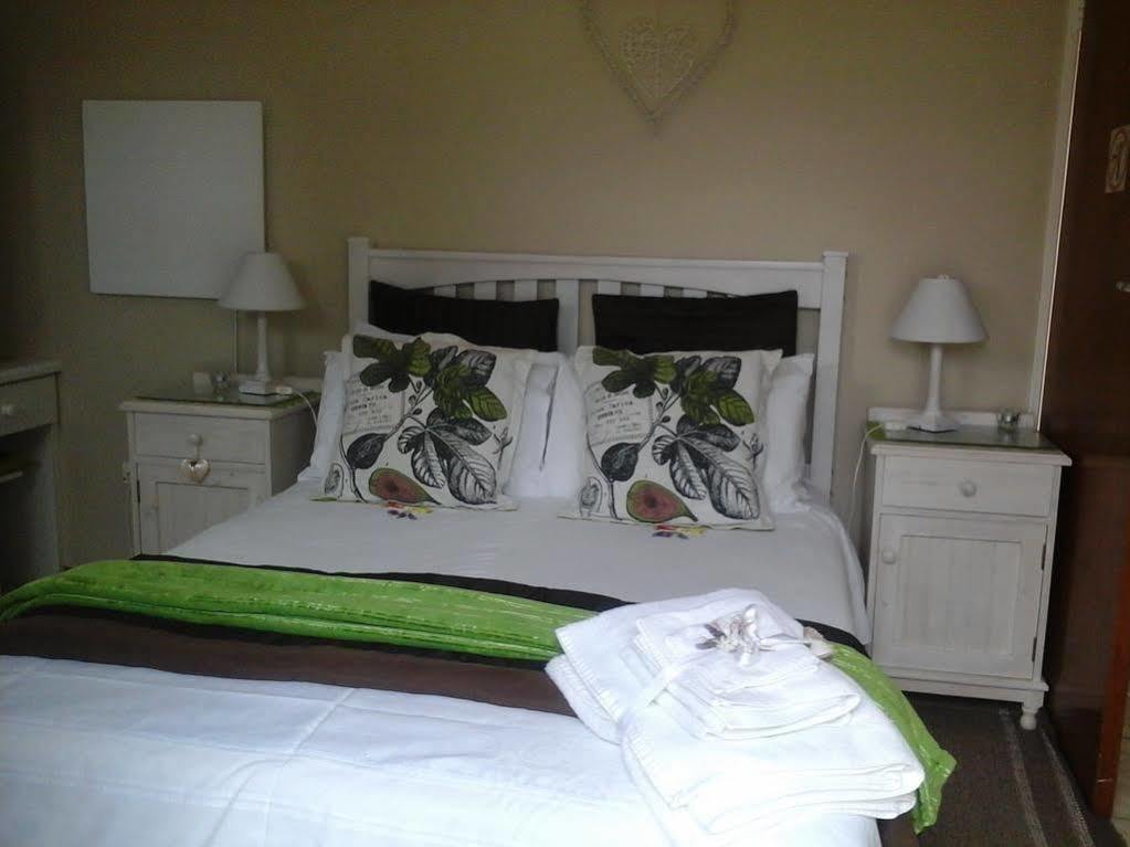 Croeso Guest House Langebaan Exterior foto