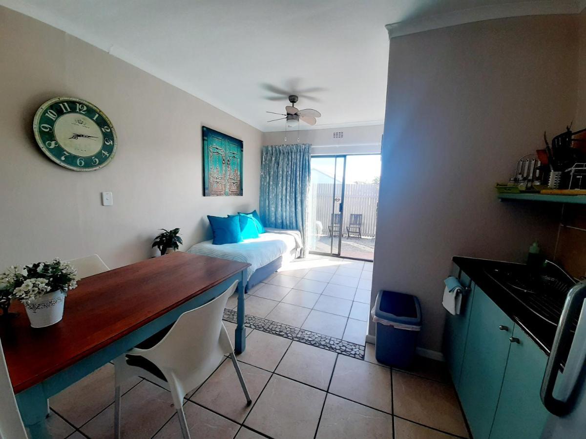 Croeso Guest House Langebaan Exterior foto